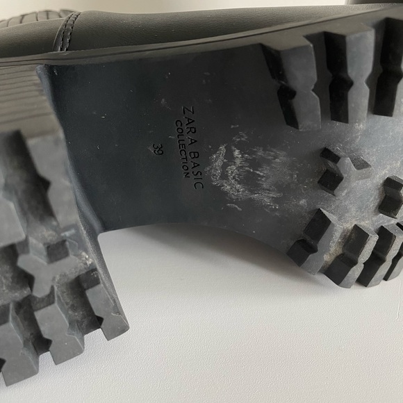 Zara heeled boot 7.5 - Picture 3 of 7